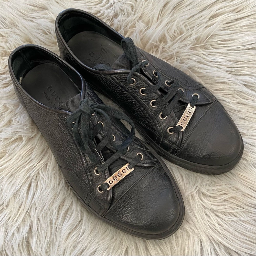 GUCCI Mens Black Pebbled Leather Low Top Sneakers Size 8